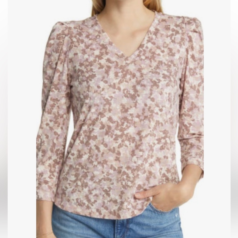 Wit & Wisdom Women’s V Neck Top. Small. Pink Floral.